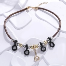 ZA跨境轻奢合金几何圆形吊坠项链欧美简约pu皮绳百搭锁骨链女