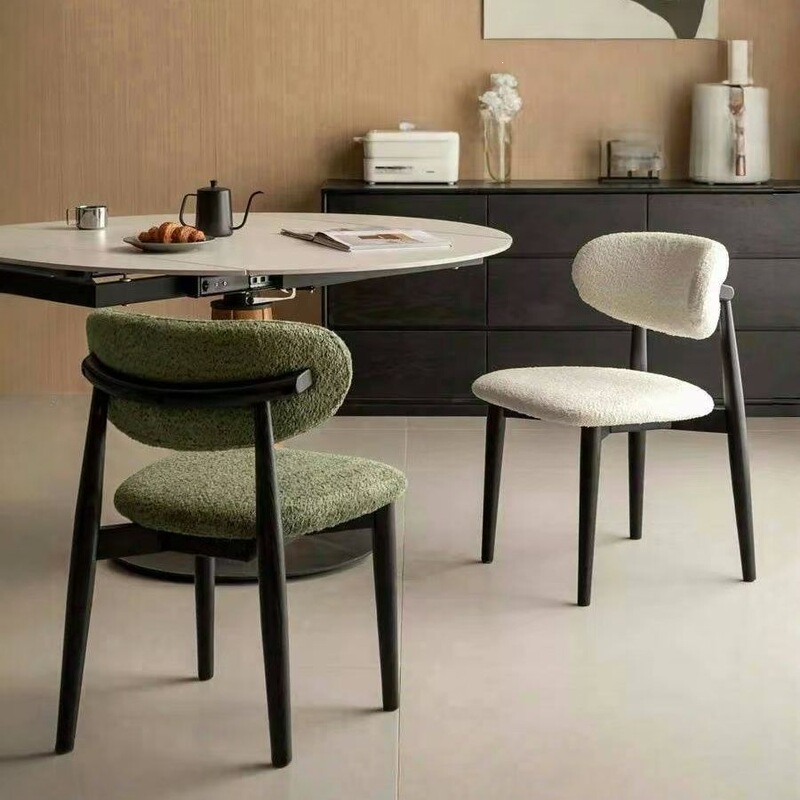 Fashionable dining chair, Nordic style, home use, soft cushion, hotel backrest chair, restaurant, cafe, Italian style, trendy dining chair, desk chair