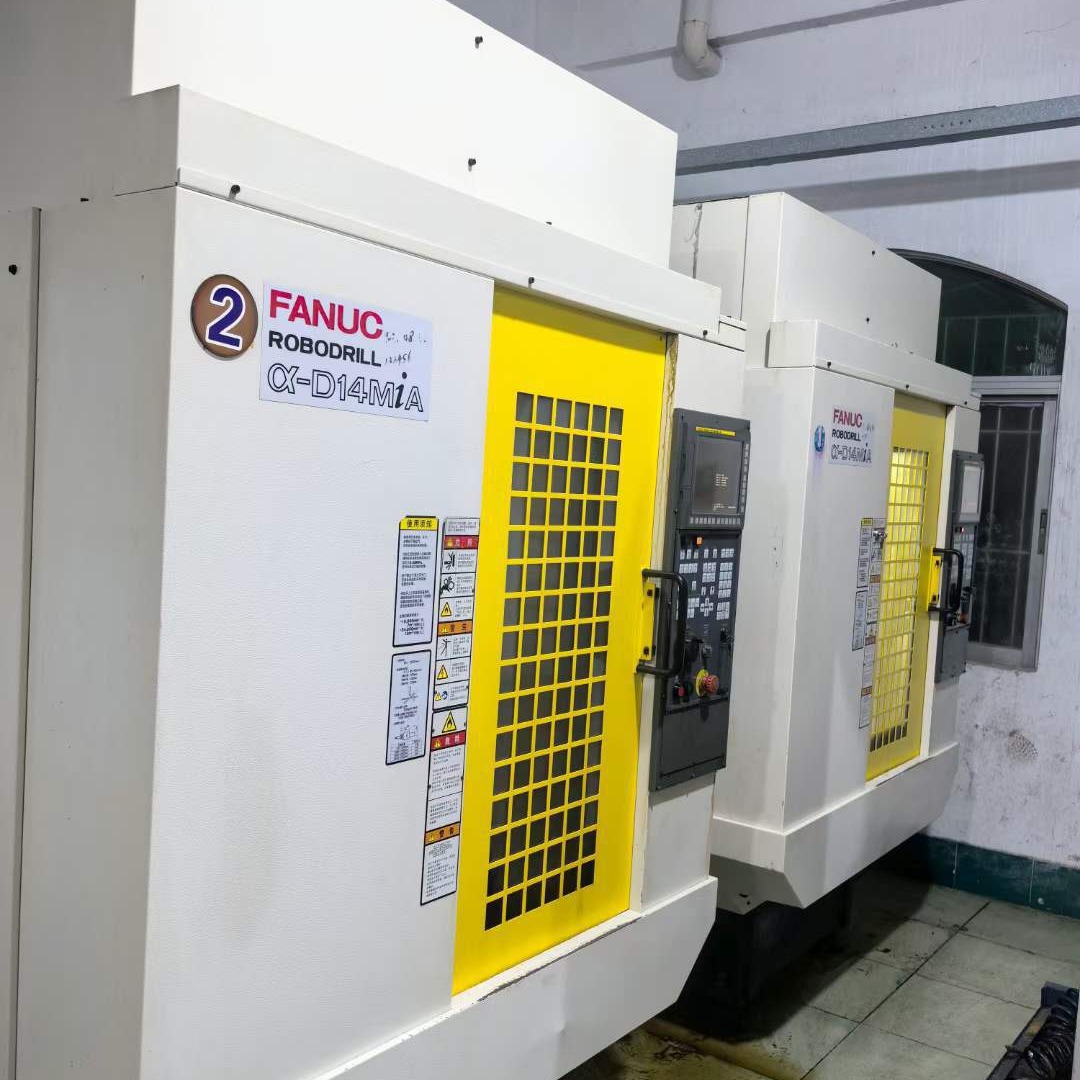 二手设备 CNC日本小黄机，发那克系统，主轴24000转，刀库14把刀