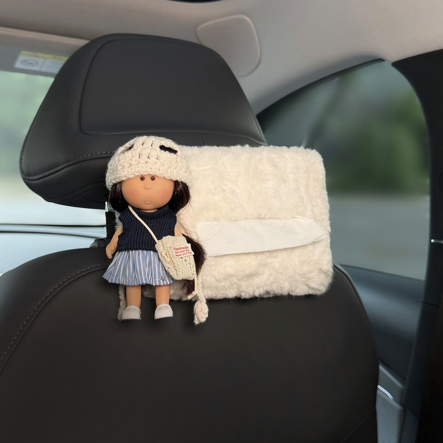 Cute Potato Sister Car Tissue Box, 2026 New Model, Hanging Design for Car Rear Headrest, Adds a Touch of Elegance