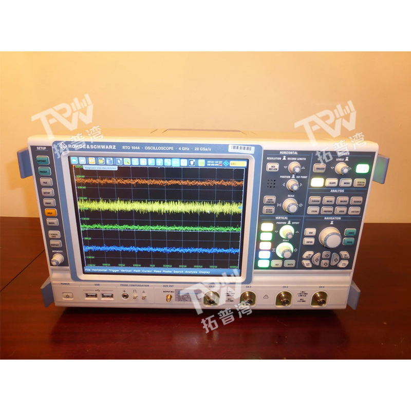 Rohde & Schwarz 罗德与施瓦茨 RTO1044 4 GHz 4 通道 数字示波器