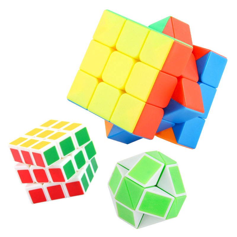 Liso de tercer orden Cubo de Rubik con Spring Educational Science and Education color sólido Cubo de Rubik regular pequeña regla mágica 3,4 cm Rubik's Cube blister Pack