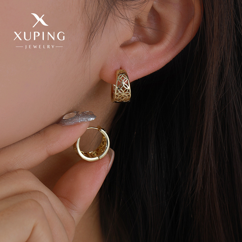 Xuping nueva moda hueco flores personales perfiles de auriculares en el viento universal simple sensación de alta calidad auriculares personalizados