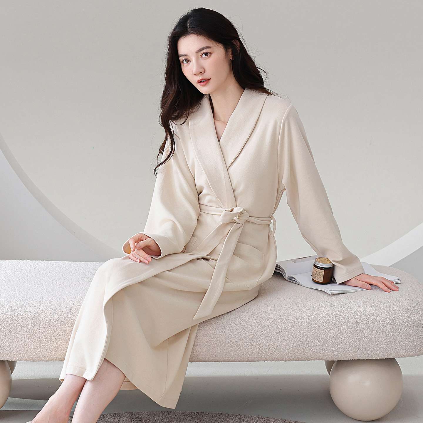 New Women's Nightgown Autumn and Winter German Velvet Warm and Heated Thickened Cardigan Lapel Bathrobe Large Size Loose Home Clothes