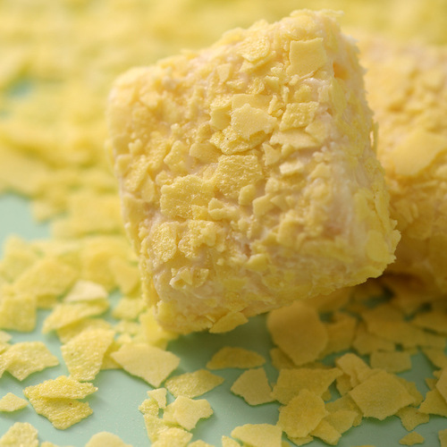 Fujino Fruit Rubik's Cube Smart Wheat Crispy Cocoa Butter 168g Strawberry Flavor Office Snack Food Manufacturer Wholesale