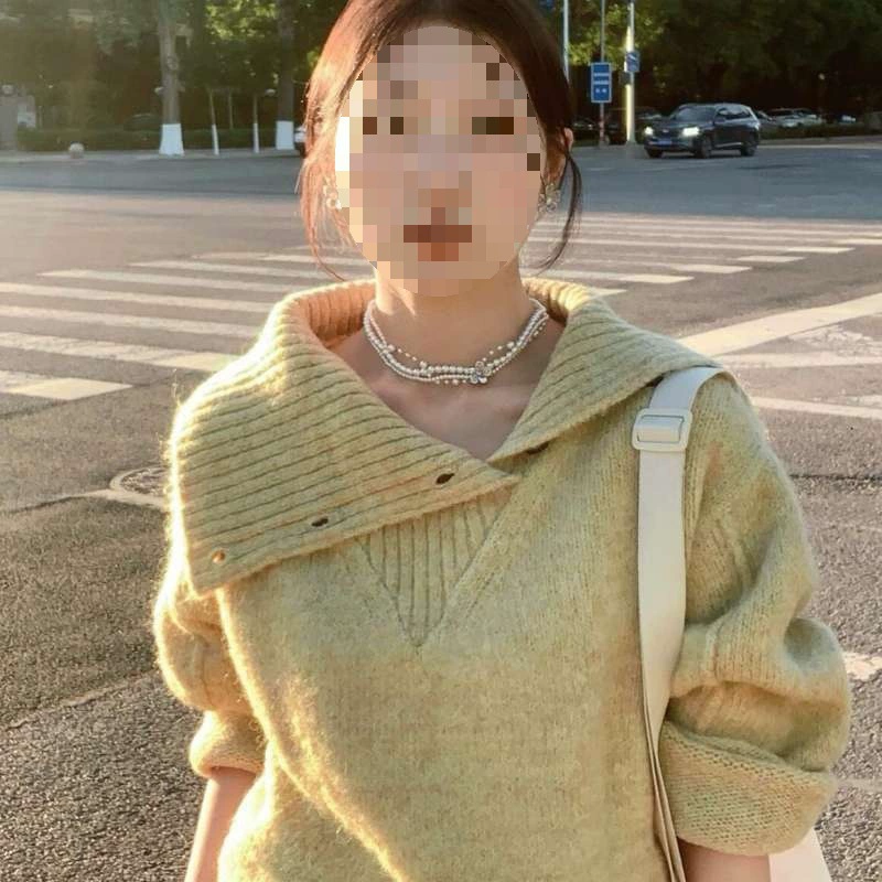 Французский нежный ленивый ветер желтый большой отворот свитер женский осенний и зимний новый дизайн мягкий клейкий трикотажный топ прилив