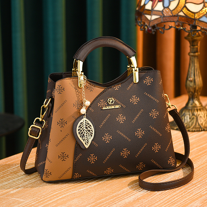 [Bolso de mujer] 2025 primavera y verano nuevo bolso de atmósfera bolso de hombro de estilo de moda bolso de viaje
