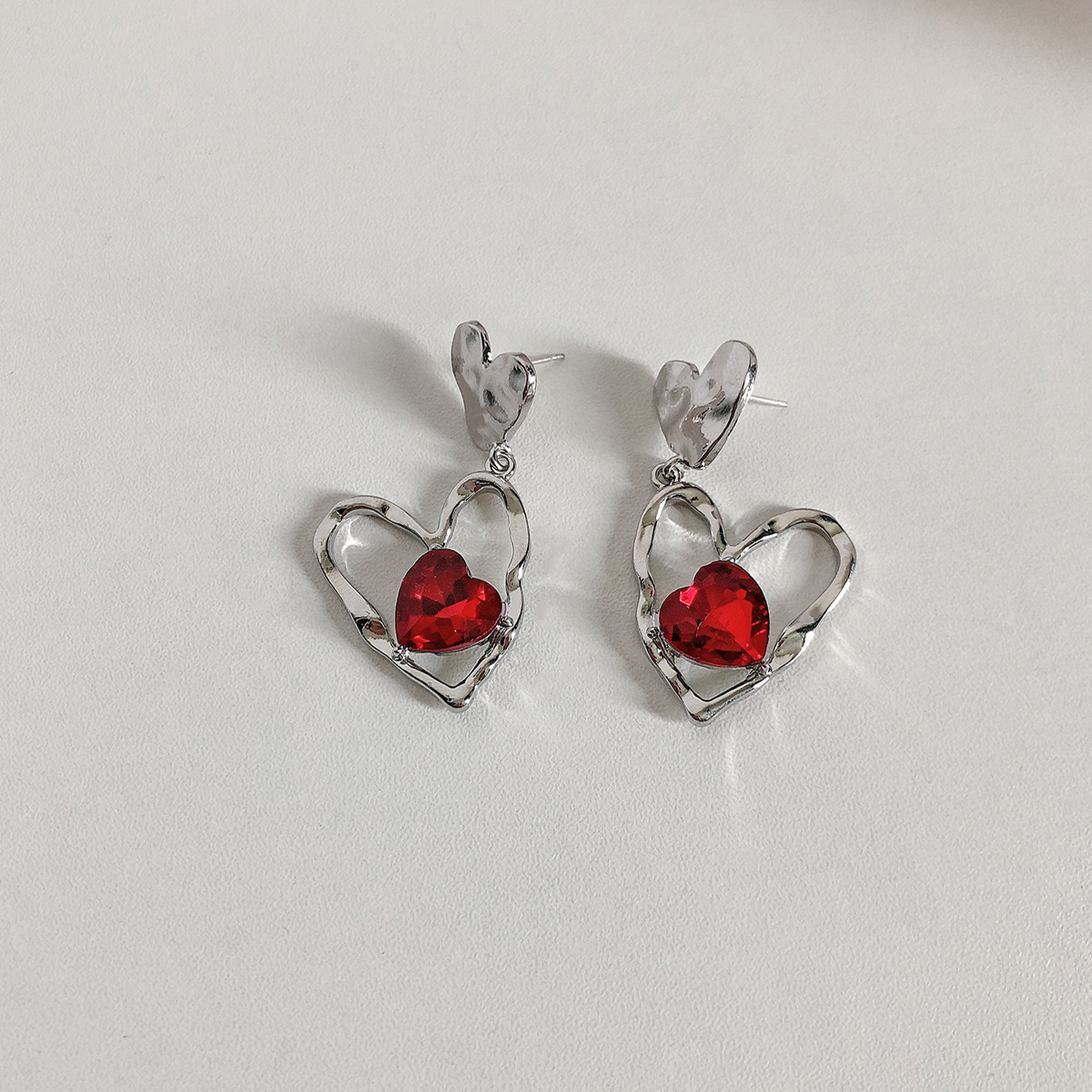 Fashion Heart Shape Titanium Steel Inlay Zircon Drop Earrings 1 Pair