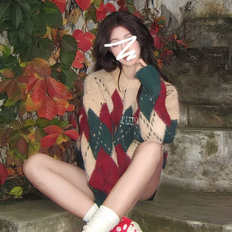 American Style Retro Rhombic Christmas Sweater Women's Autumn and Winter Loose Lazy Style Knitted Sweater Design Sense Thickened Western Style Top