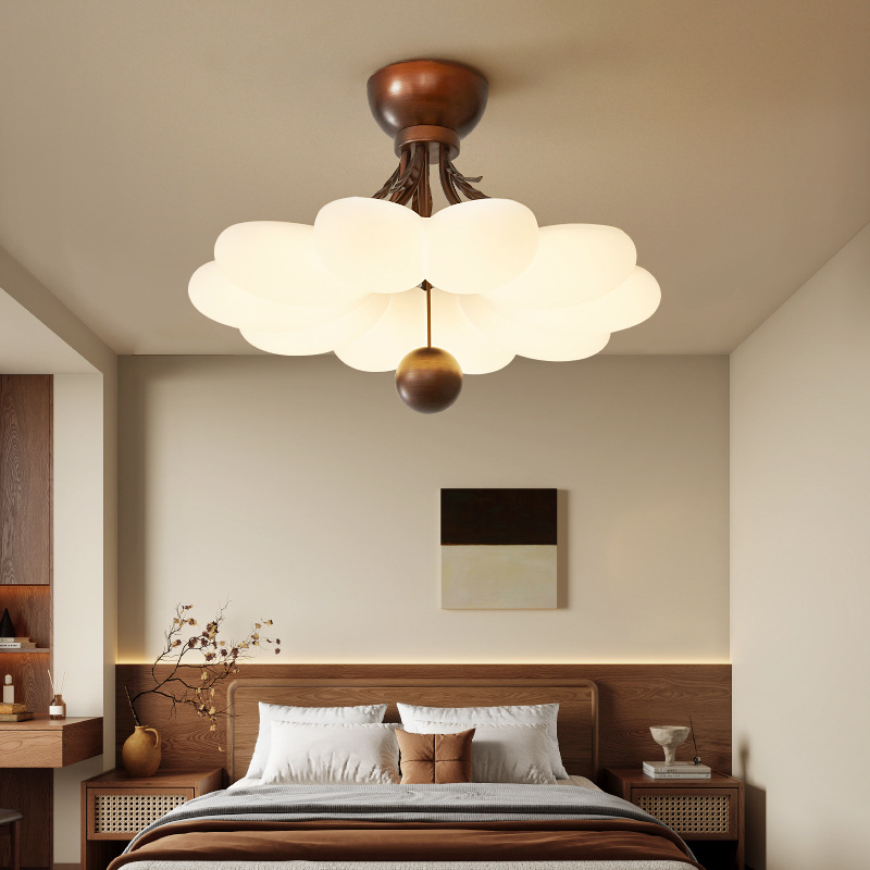 Luz de habitación de dormitorio principal de estilo crema medieval simple flor de celebridad neta habitación para niños luz de techo de protección ocular LED súper brillante