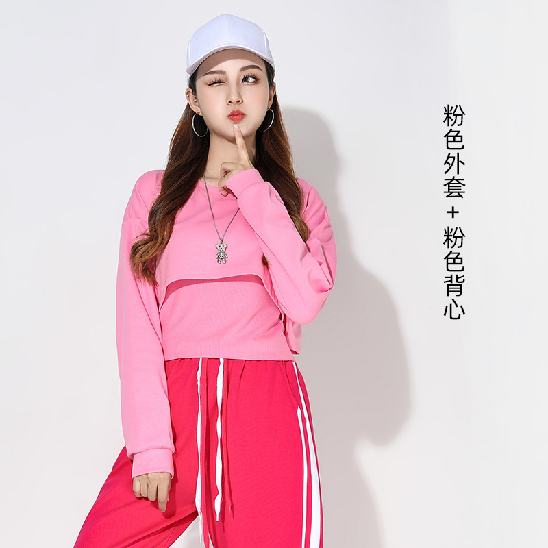 広場のダンスの服装の秋冬の新型の中高年の団体の演技の服の運動のレジャーの3セットの女性の鬼の歩のダンスの服|undefined