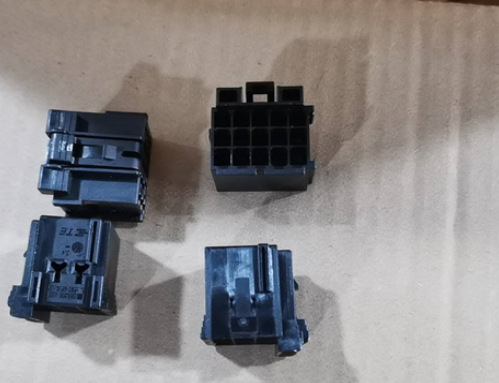 连接器1355206-1电子元器件连接器汽车连接器可发样品