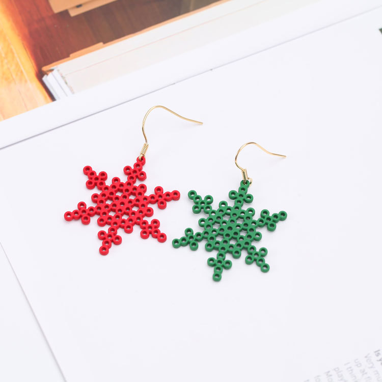 Fashion Snowflake Alloy Hollow Out Women's Earrings 1 Pair display picture 2