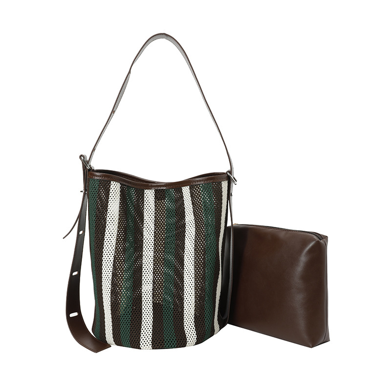 Bolso de cubo popular de este año 2025 nuevo bolso de niño y mujer bolso de color de contraste a rayas bolso de hombro de malla de gran capacidad