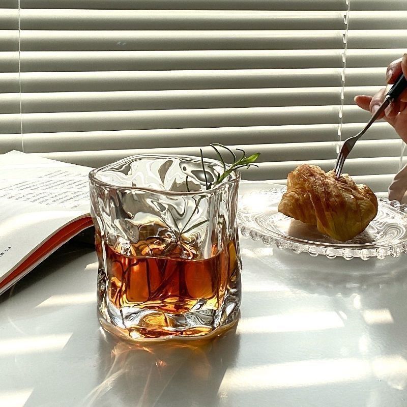 Tazas de cerveza, tazas de vino, tazas de whisky, tazas de agua de forma especial, tazas de vidrio domésticas de alto valor facial