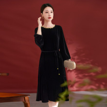 原创真丝丝绒纯色连衣裙典雅轻奢圆领中腰显瘦25秋冬女中长裙2315