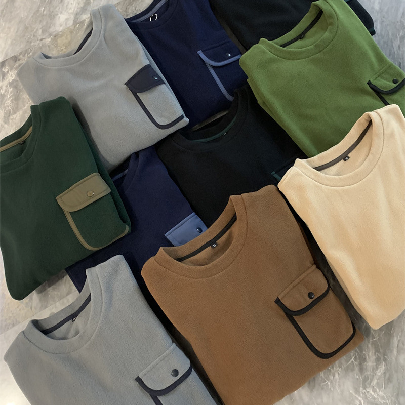 High cost performance pick up leak! Light and warm! Autumn men's crew neck pocket pullover sweater tide