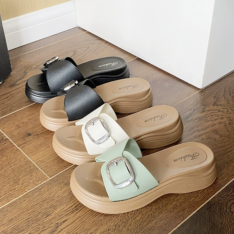 Внешняя торговля тапочками с толстой подошной женщиной летом 2024 новая мода дикая повышена, противоскользящая женщина