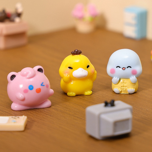 Micro-landscape decoration Creative cute pellet doll car home desktop resin diy craft decoration small decoration accessories