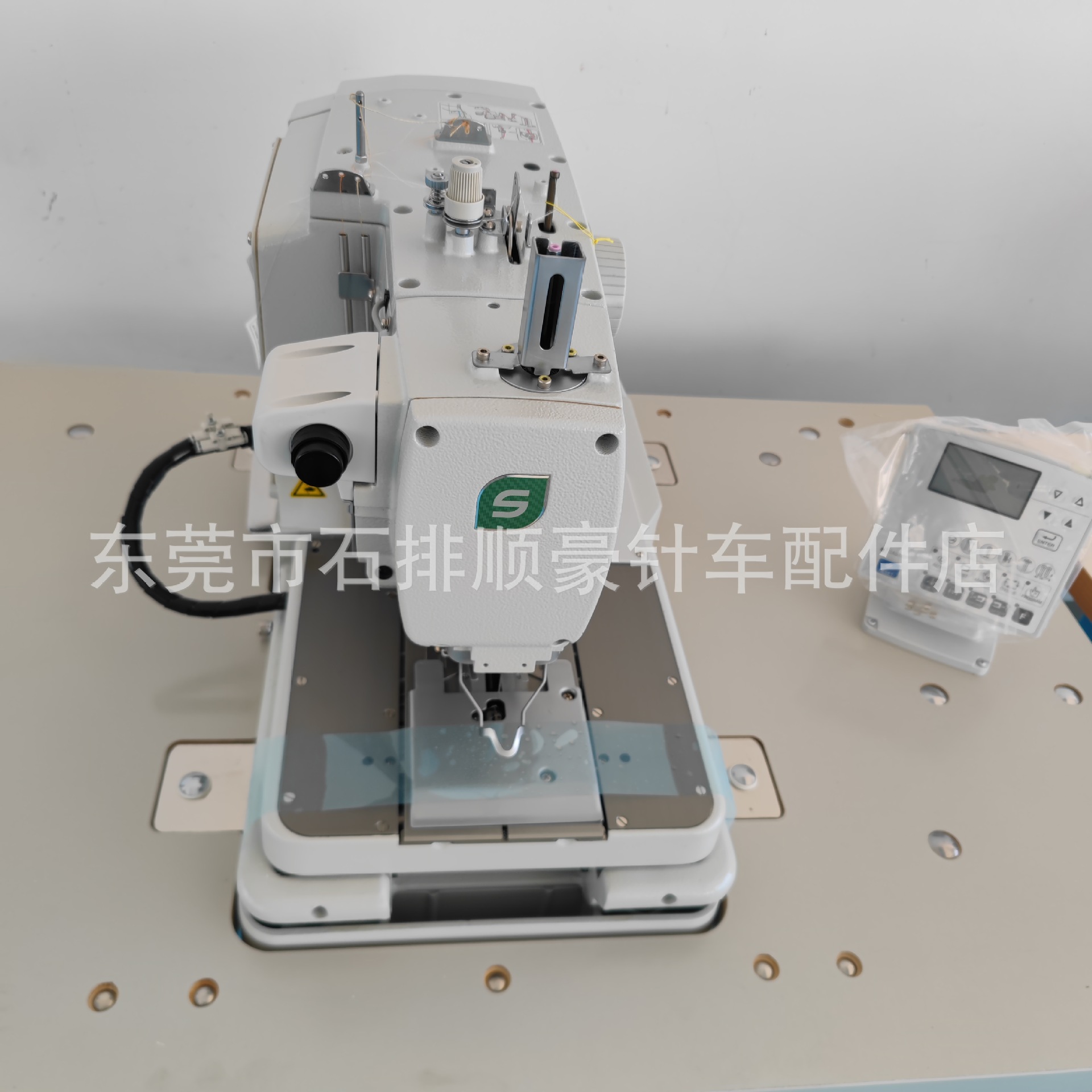 Nuevo EQUIPO DE SP-9820 shupu máquina de ojo de cerradura de cabeza redonda traje de mezclilla traje pantalones Phoenix ojo máquina ropa ojal equipo