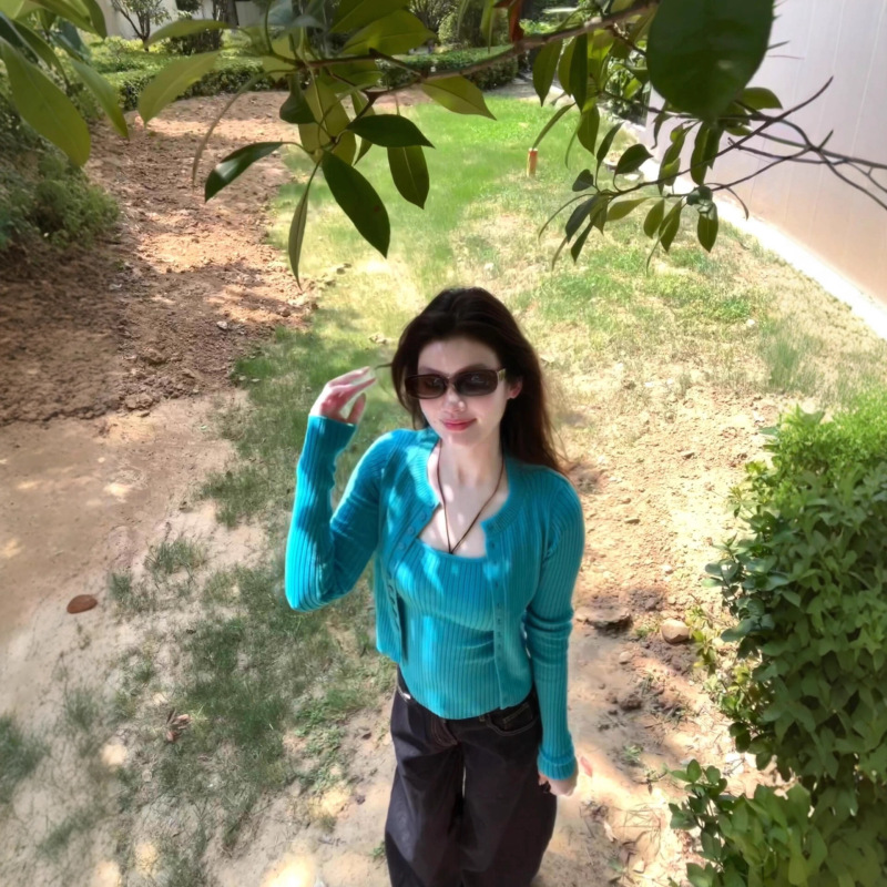 2025新款蓝色针织开衫外套女早秋季辣妹修身短款小上衣吊带两件套|undefined