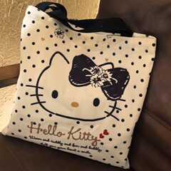 新しいキティ猫かわいい漫画水玉キャンバスバッグハンドバッグ学生大容量通勤トートショルダーバッグ