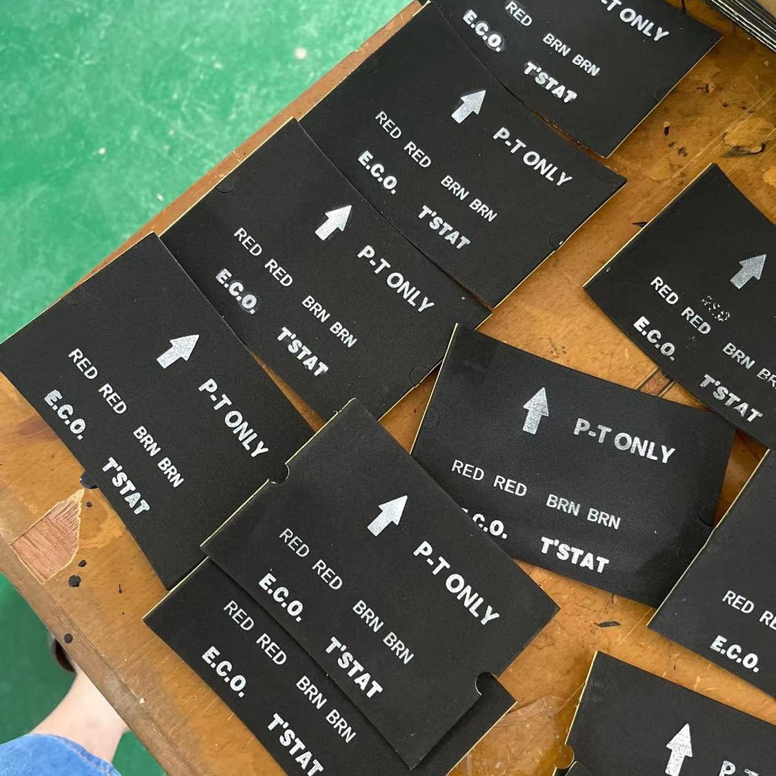 厂家直销定制GCH6-4E房车用 电热水器保护器套装 60及82度 GCH10A