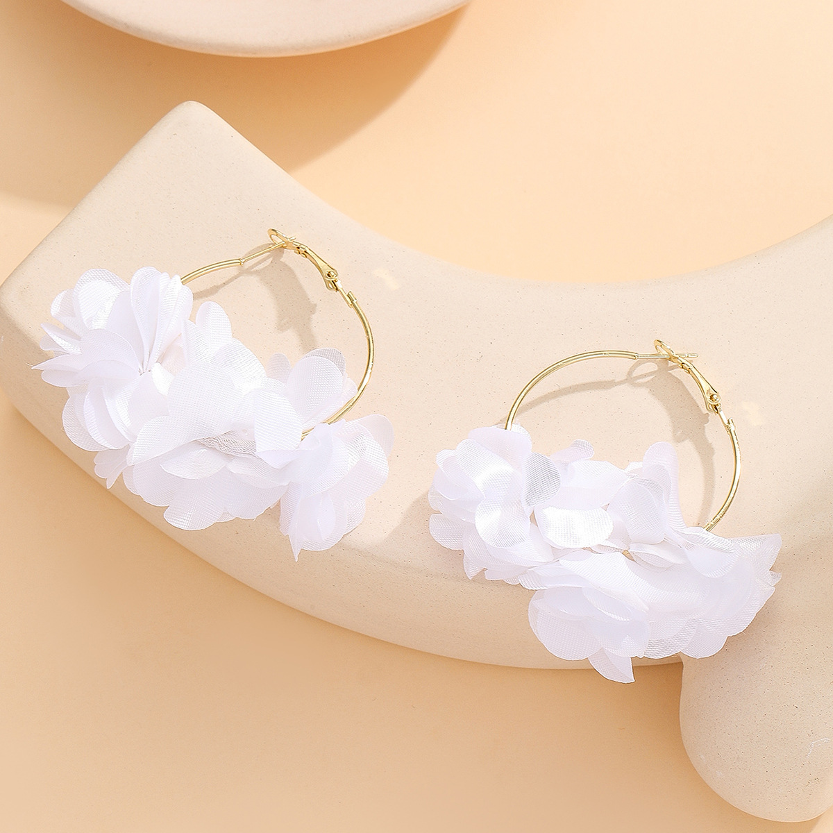 7g Weight Copper Ear Needle Material Earrings Classification 1 Pair Quantity Casual, Street, Shopping Occasion Flower Pattern All Seasons Season Women's Gender Vacation, Bohemian Style 1 Pair Vacation Bohemian Flower Cloth Earrings 5