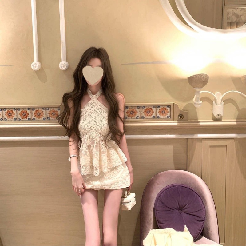 Your lazy llan [Fuqu Yingying] Relaxed and sexy lace splicing halter…