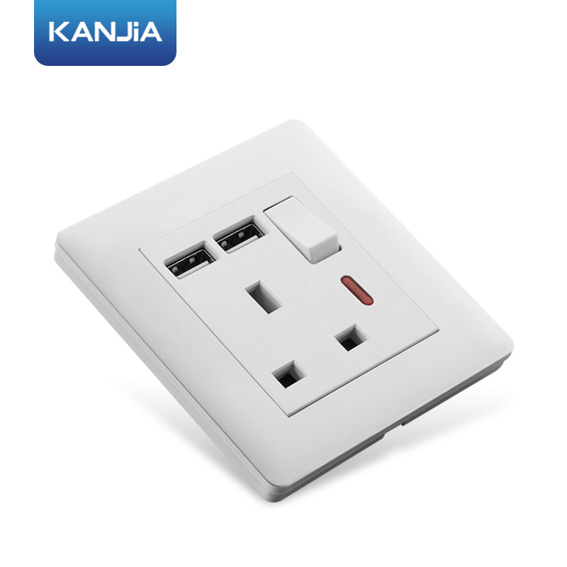 13A英式插座带双USB充电方脚方孔开关面板香港英标英规插座