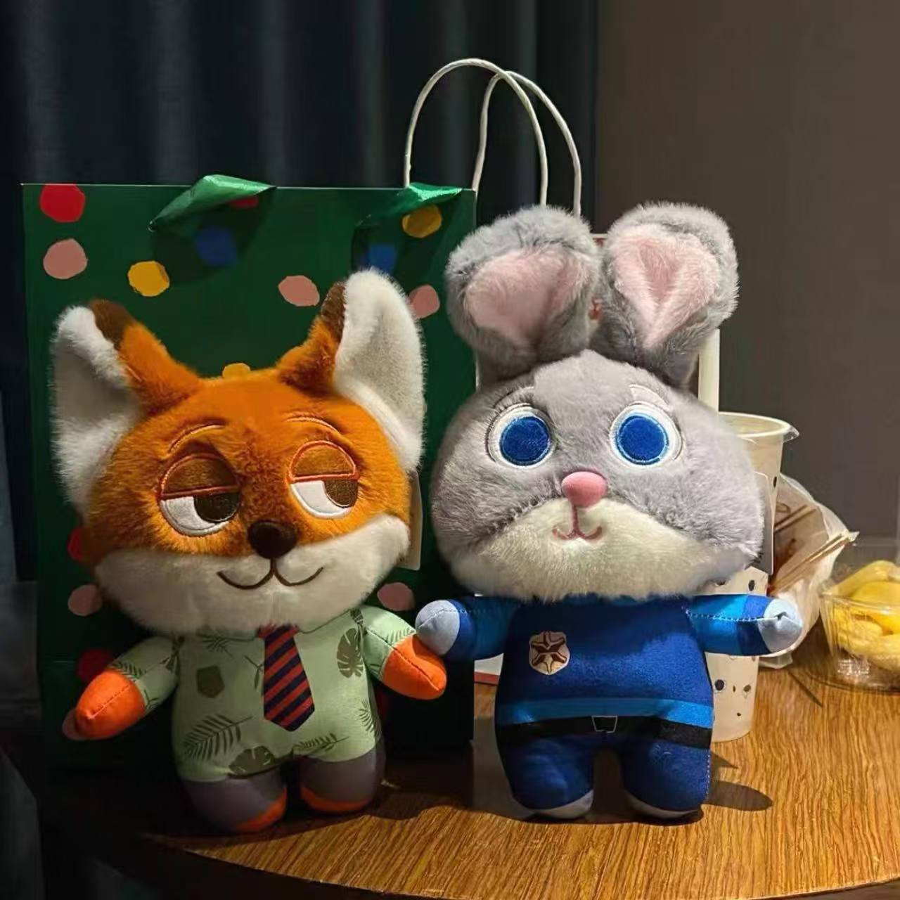 Muñeca peluche 8" máquina garras, regalo lanzamiento boda