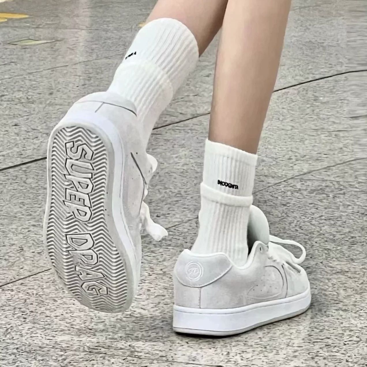 Nicho Zhong retro zapatos de moda nacional Mario zapatos de pan de alto valor bajo zapatos casuales zapatos deportivos para hombres y mujeres