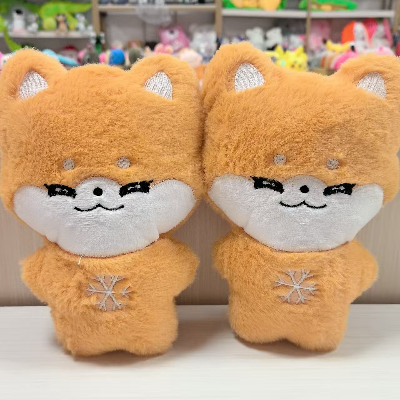 Peluş Oyuncak 20cm Civarı Sekiz İnçlik Basit Tasarım Vinç Makinesi Figürü Düğün Atma Şirket Festival Peluş Oyuncak