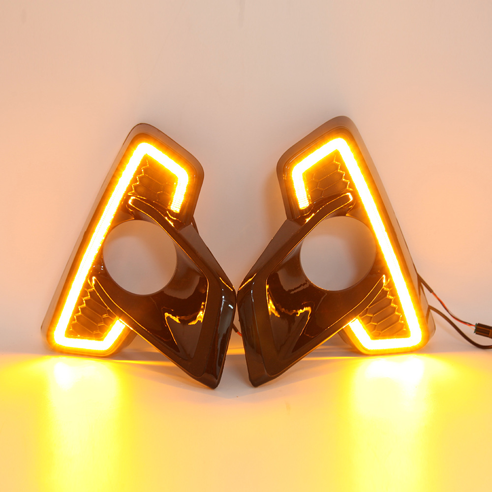 Adecuado para 18-19 Toyota HELAX luz diurna luz delantera parachoques luz LED