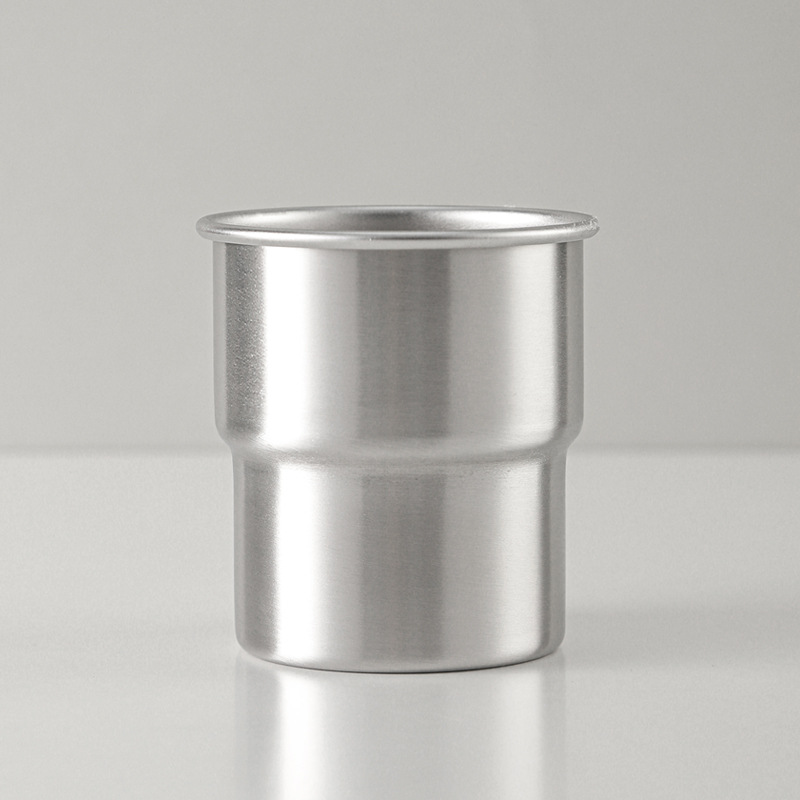 Taza de acero inoxidable para acampar al aire libre con grabado, taza de café 304, taza de agua estilo escalonado, taza portátil de una sola capa, portátil y práctica.