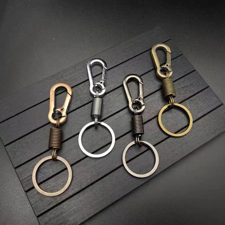 Manufacturer Supplies Wholesale Keychains, Zinc Alloy Street Stalls, Cars, Motorcycles, Simple Public Accessories, Jewelry, Gold Gun Color Manufacturer Supplies Wholesale Keychains, Zinc Alloy Street Stalls, Cars, Motorcycles, Simple Public Accessories, Jewelry, Gold Gun Color