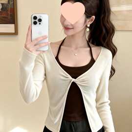 韩系防晒罩衫挂脖背心套装女2026新款秋季外搭扭结长袖上衣两件套