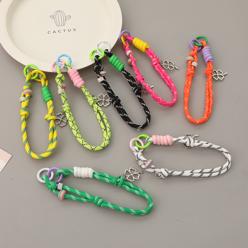 新しい四つ葉のクローバーペンダントフルダイヤモンドビーズ織り携帯電話ストラップバックパック人形装飾ペンダントキーホルダーチェーン|undefined