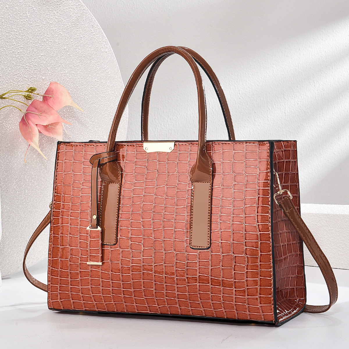 Nuevo bolso de mensajero de un solo hombro de todo fósforo estilo coreano bolso de mujer de mediana edad atmosférico bolso de madre bolso de moda simple bolso grande primavera y verano