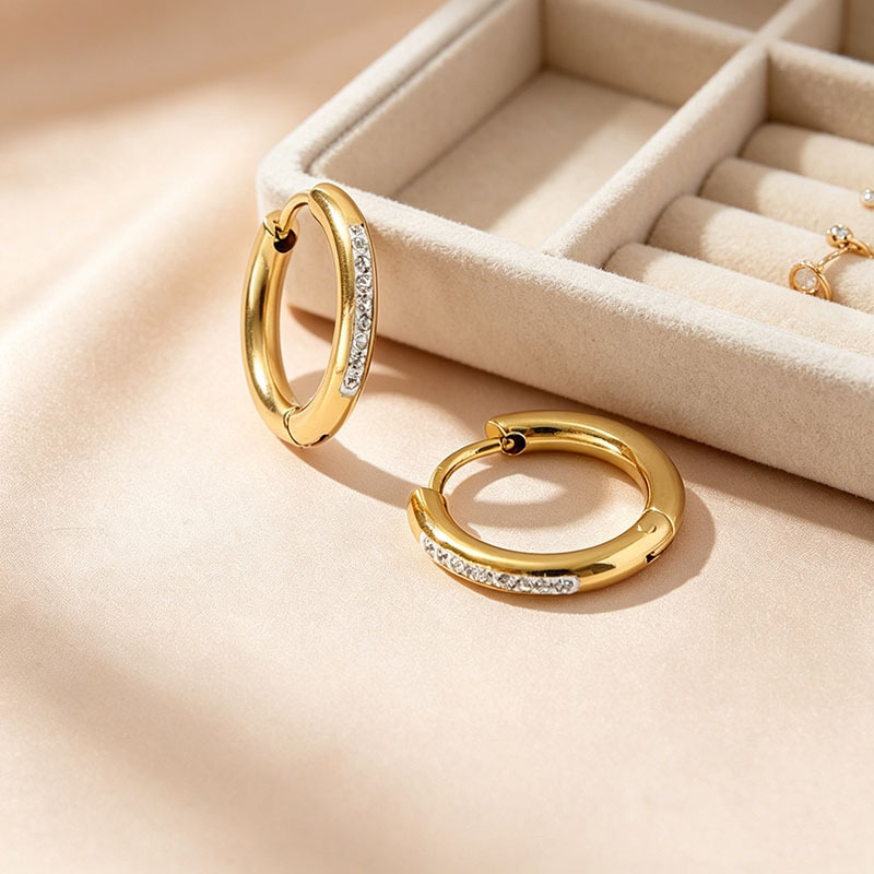 Cross-Border Hot-Selling Color-Preserving Stainless Steel Diamond-Encrusted Ear Clips, European and American Style Gold-Colored Circular Coil Earrings