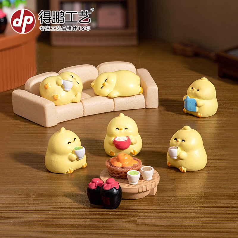 micro landscape creative cute casual happy chicken diy baby house ornaments accessories gardening desktop car decoration