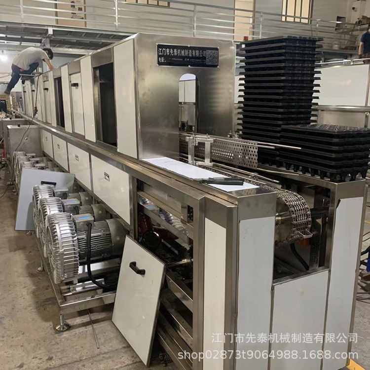 佛山吸塑托盘清洗机 隧道式胶盒喷淋除油除尘清洗烘干机