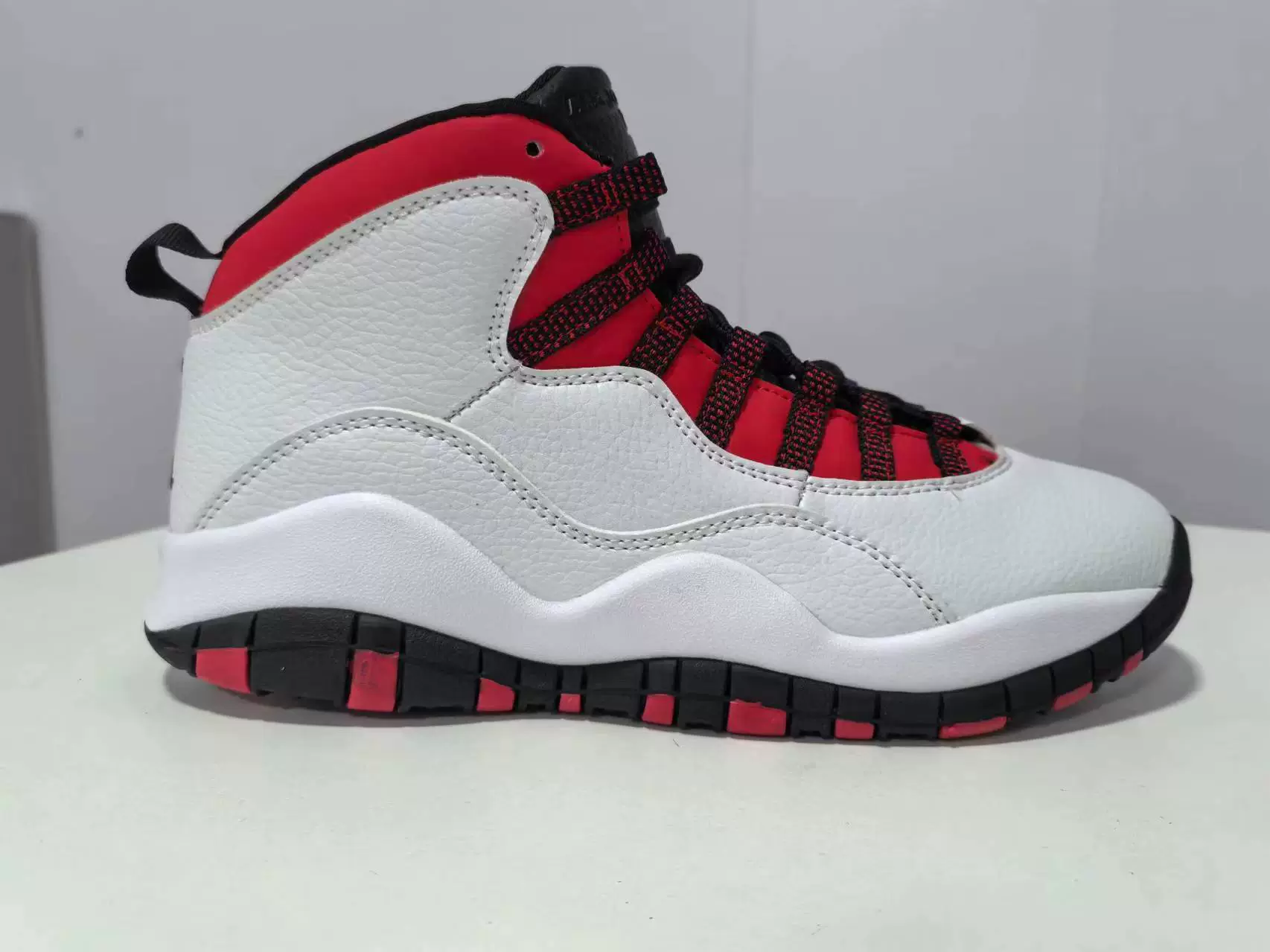 Качественные спортивные баскетбольные кроссовки Air Jordan для мужчин и женщин