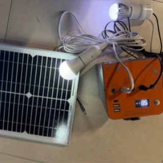 嘉茂便携式30瓦太阳能 发电系统