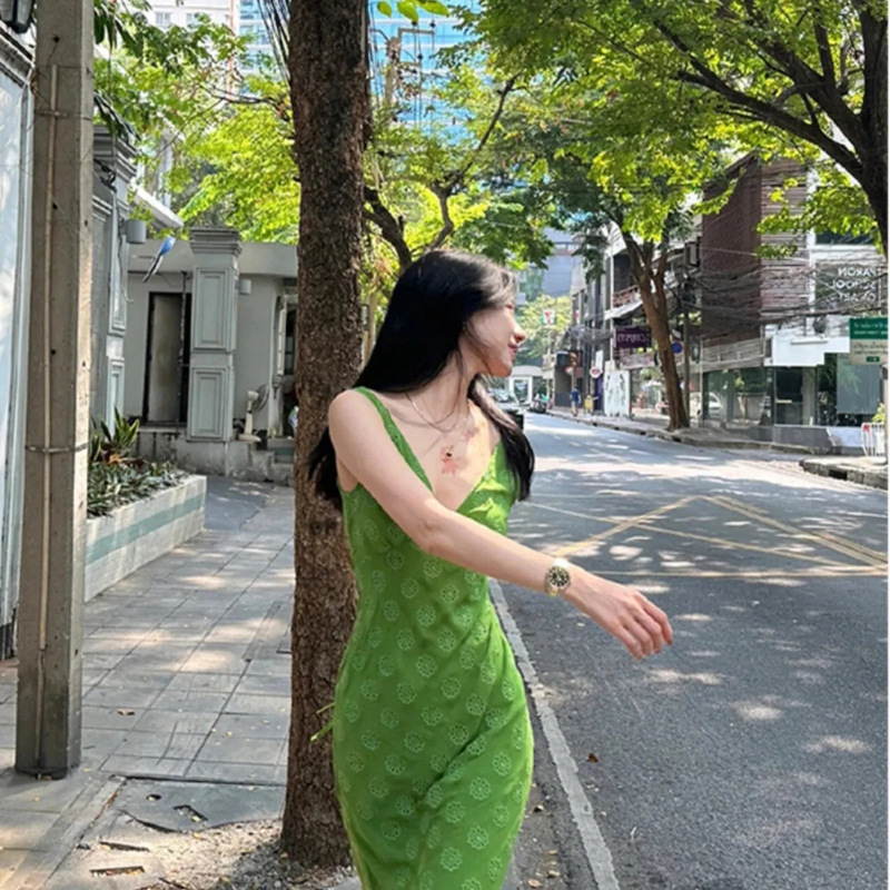 复古绿色领无袖连衣裙女法式气质辣妹修身显瘦小个子短裙夏|undefined