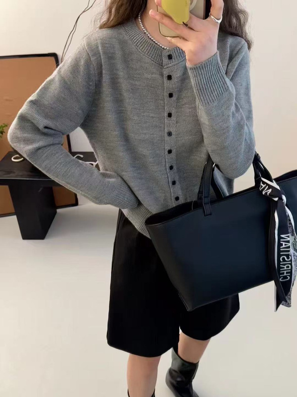 法式高级感纯色圆领针织开衫女2025早秋新款气质软糯毛衣外套上衣|undefined
