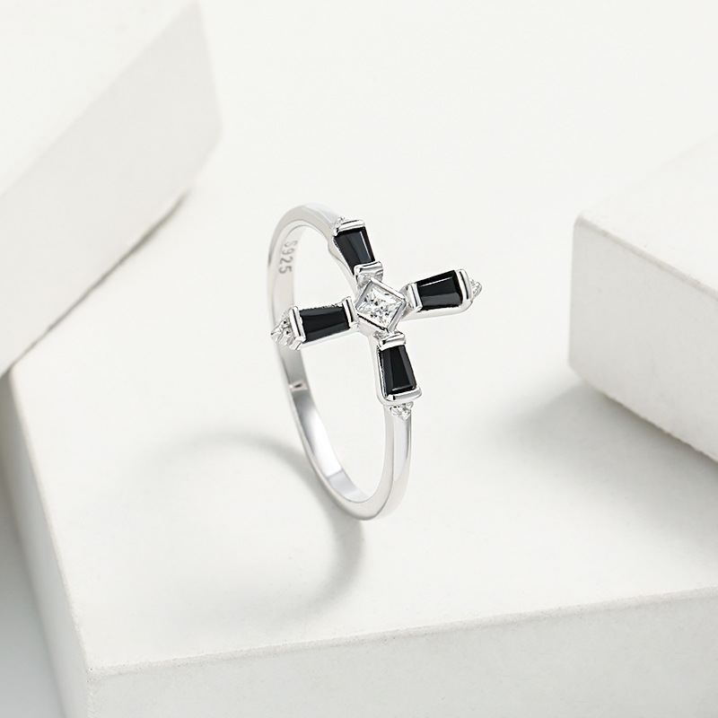 925 Sterling Silver Material Cross Pattern Women's Gender Plating, Inlay Design 925 Sterling Silver Zircon Cross Rings