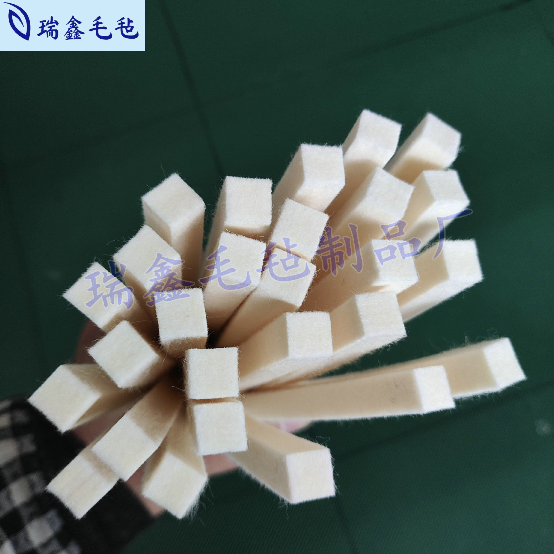 密封工业羊毛毡无纺布批发异形耐磨白色防尘吸油杯垫羊毛条密封圈