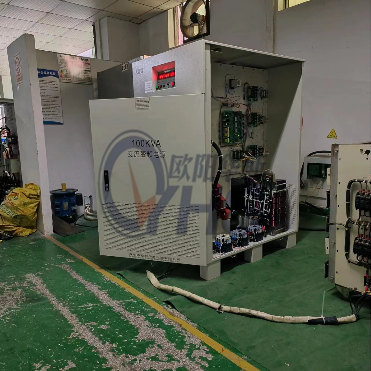 ŷ����˹100KVA��Ƶ��Դ������ͨ�����460V 60HZ�����Գ���ѹ��