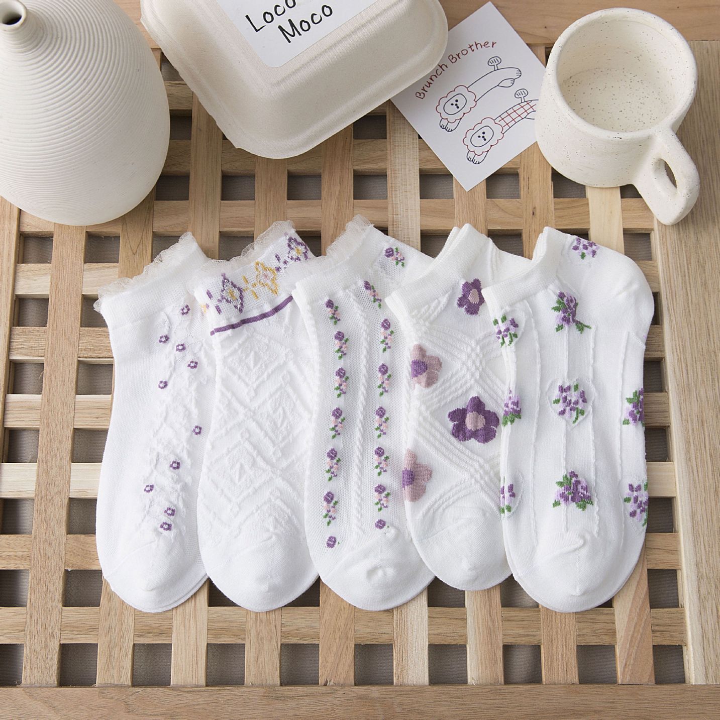 Nuevos/hombres y mujeres opcionales Otoño e Invierno hombres y mujeres medias altas medias blancas calcetines invisibles calcetines florales lindos